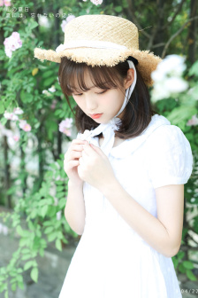 一点遮挡都没有的美女